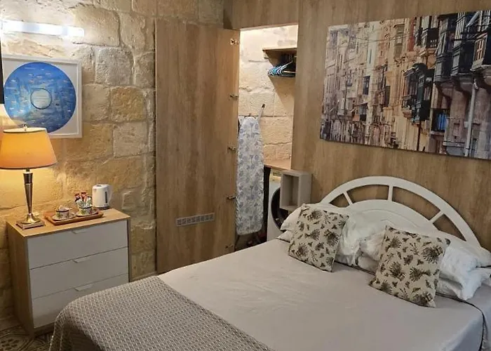 Servants' Quarters *