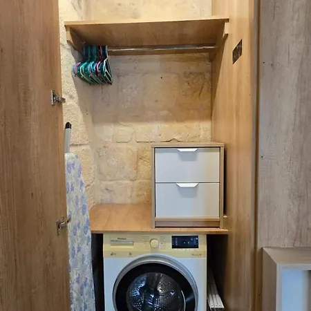 Appartement Servants' Quarters